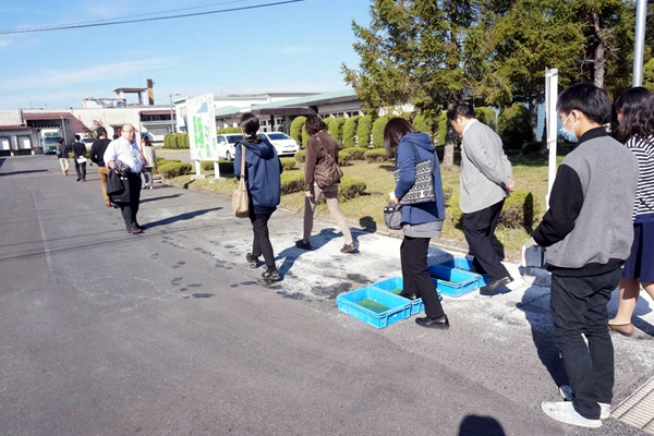 岩手畜産流通センターへ向かっている様子