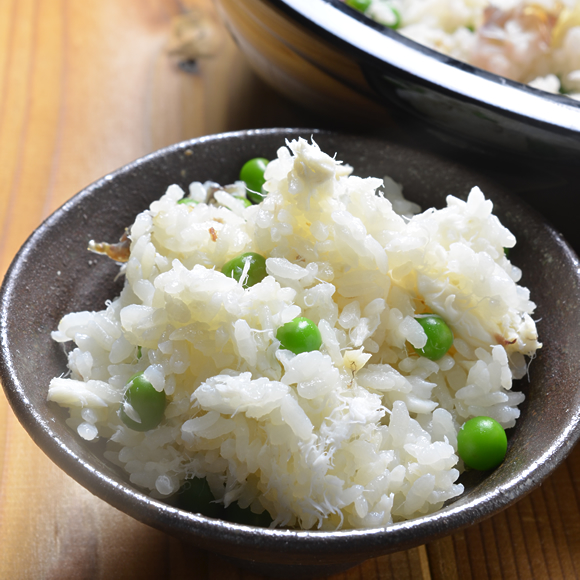 鯛とグリーンピースの炊き込みご飯