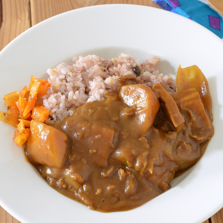 お蕎麦屋さんのカレーライス