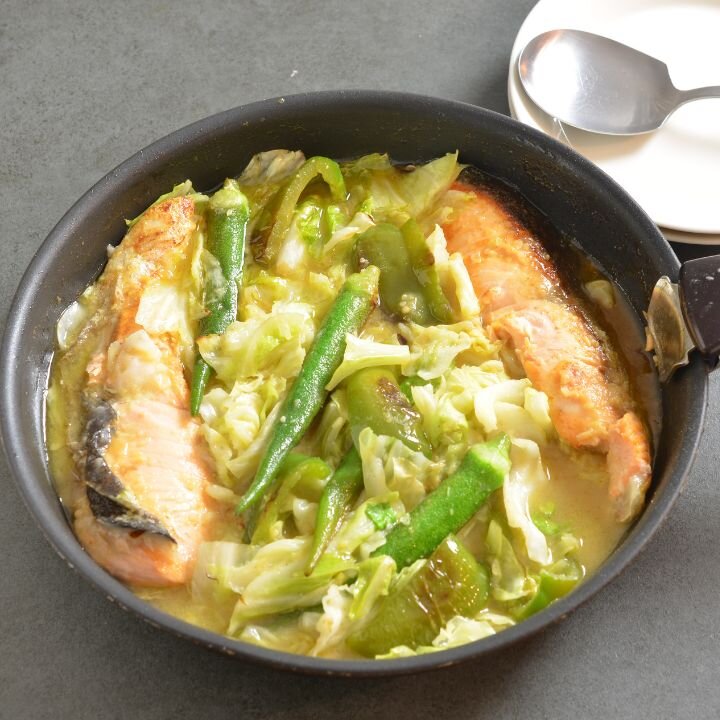 ＜ワンパンシリーズ！＞サーモンと夏野菜のみそ炒め