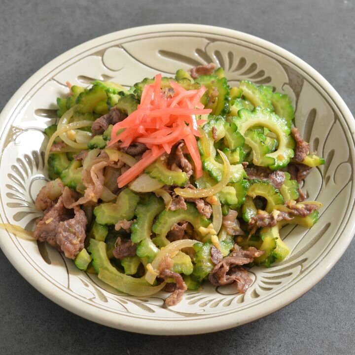 牛肉とゴーヤーのにんにく炒め