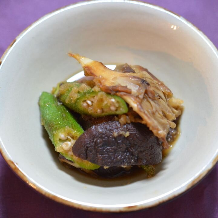 きのことオクラの生姜のきいた焼きびたし