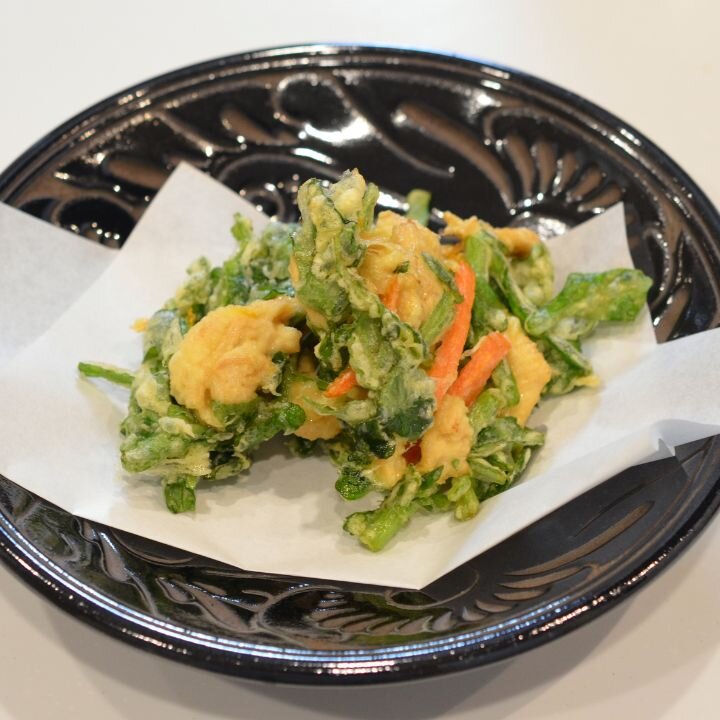 ゆず香る、鶏と春菊のかき揚げ