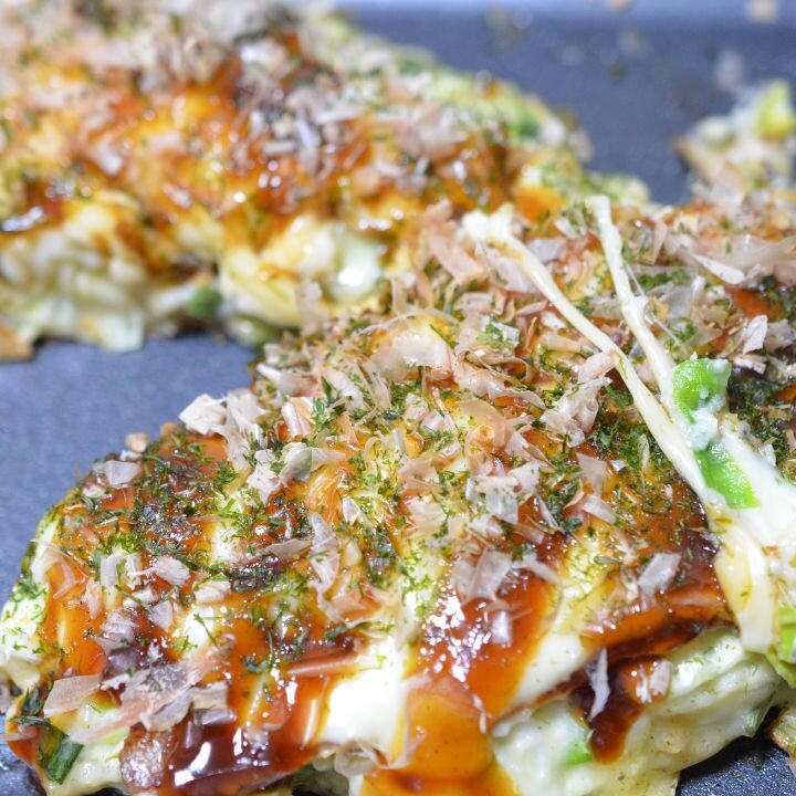 ＜サステナブルなレシピ＞甘みがおいしい！小松菜と酒粕の冬のお好み焼き