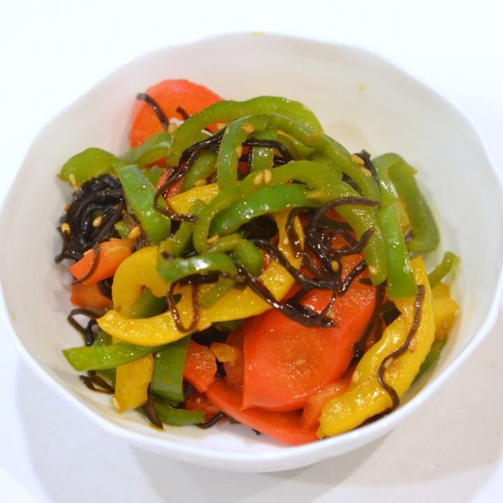あとひと品に！ピーマンの彩り昆布