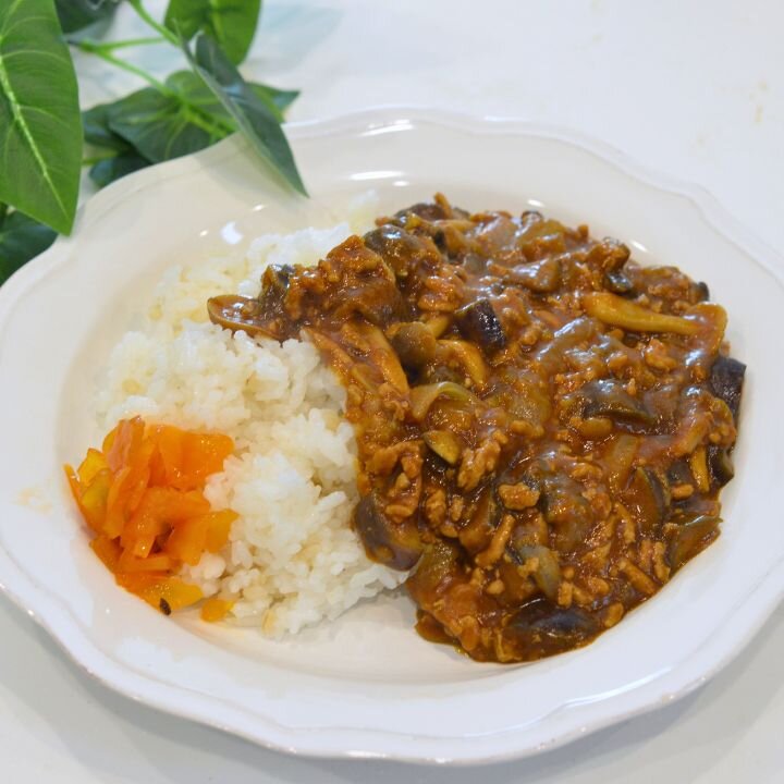 ワン・モア・ライス・秋なすとしめじのキーマカレー