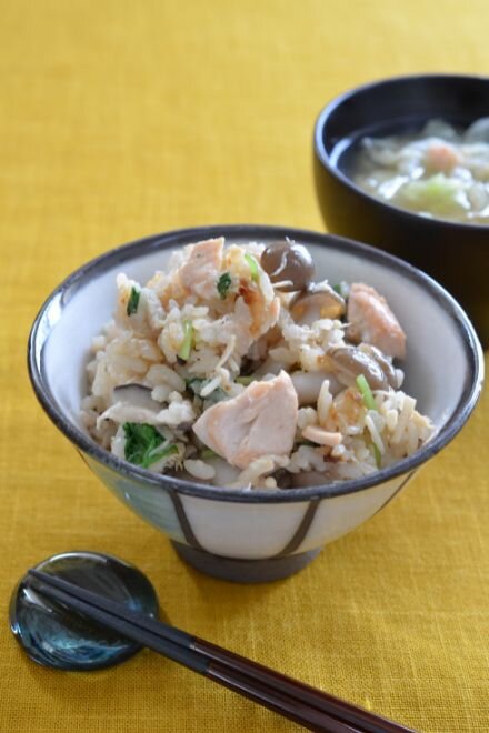 秋鮭ときのこの炊き込みご飯