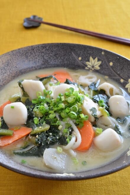 具だくさん みそけんちんうどん